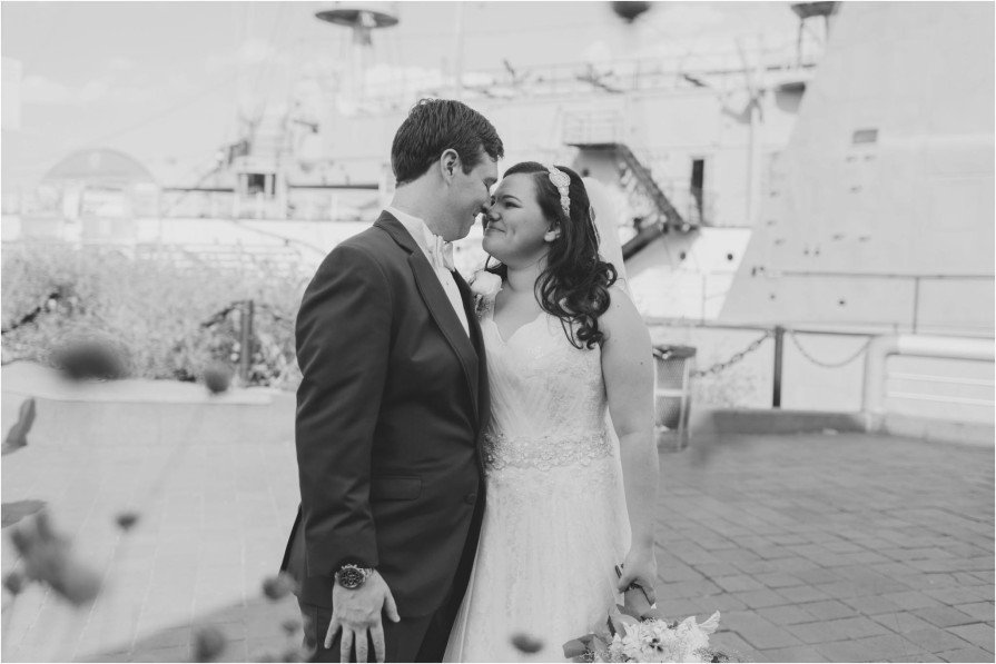 Spruce Street Harbor Park, wedding, first look