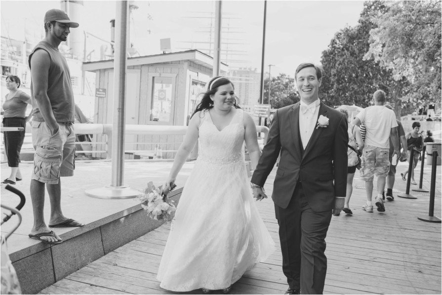 Spruce Street Harbor Park, wedding, first look