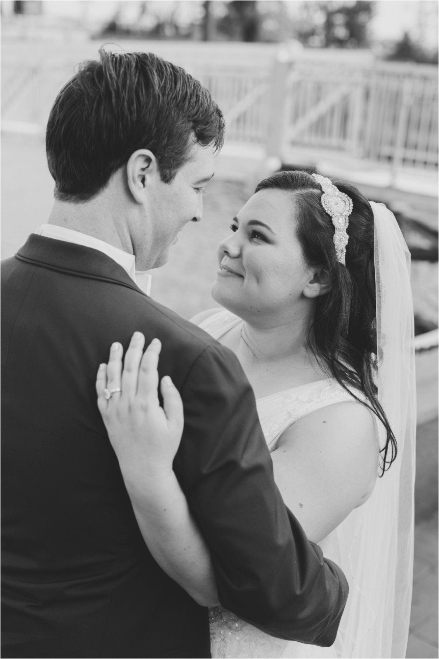 Spruce Street Harbor Park, wedding, first look