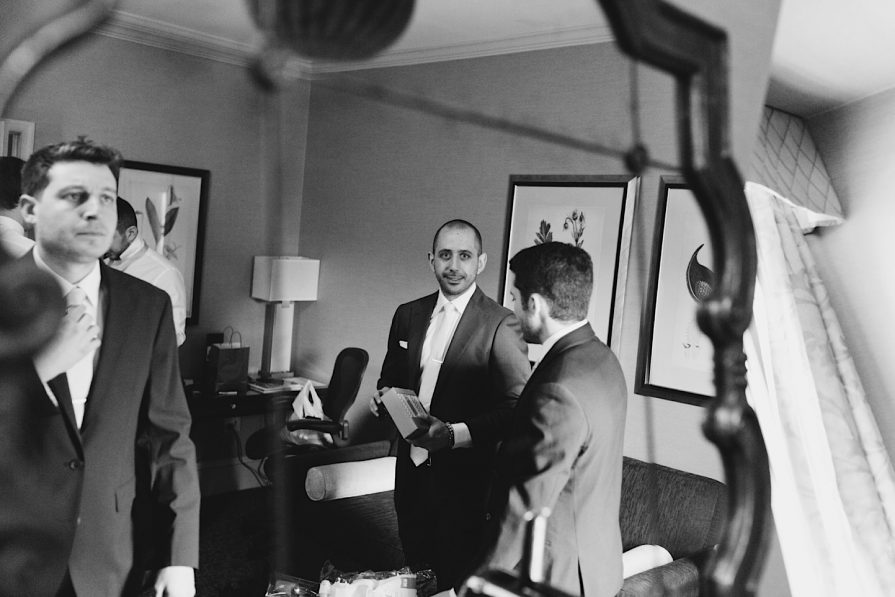getting ready, wedding, Philadelphia