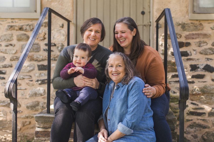 Family session in Philadelphia at Bartram's Garden