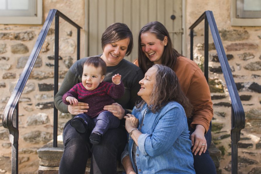 Family session in Philadelphia at Bartram's Garden