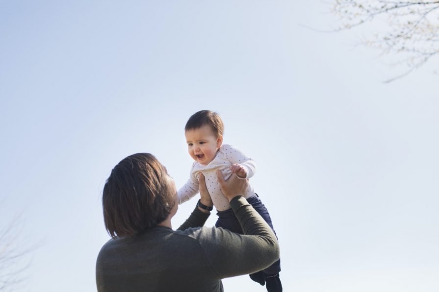 Family session in Philadelphia at Bartram's Garden