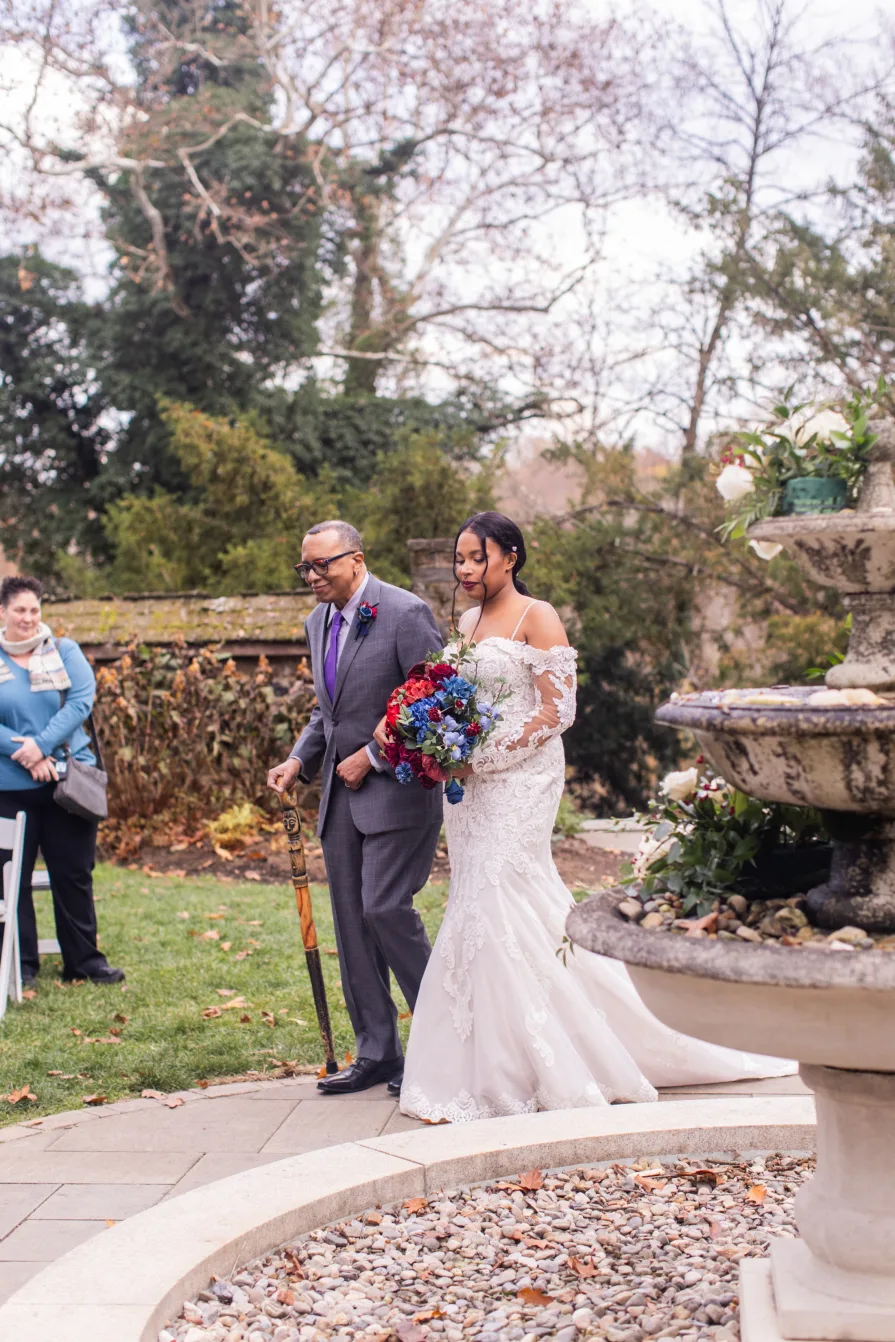 Wedding ceremony photos from the processional at Parque.