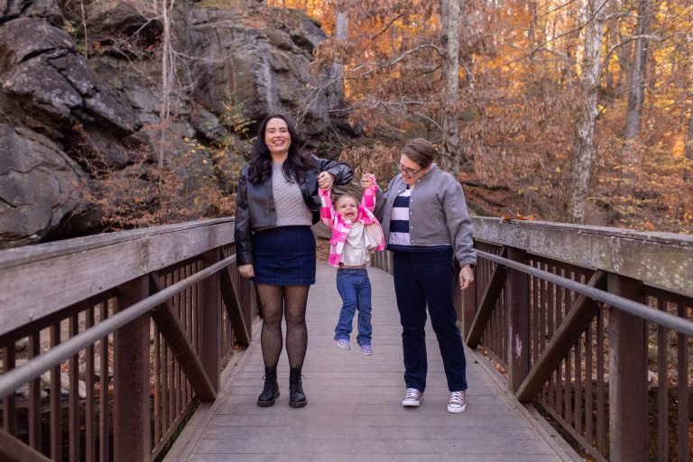 Lorimer Park family photos in the Philadelphia suburbs.